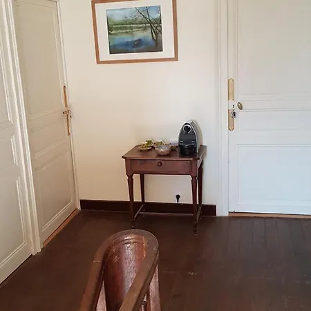 Couette Et Cafe 3* 쏘뮤흐