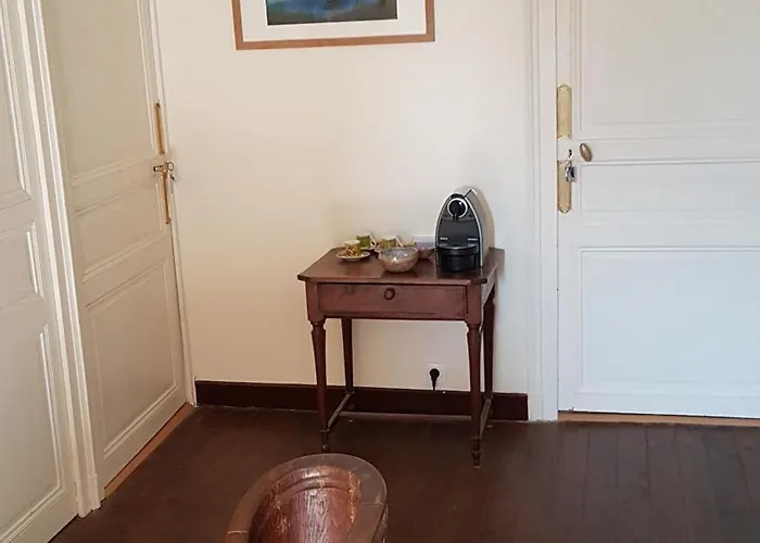 Couette Et Cafe 3* 쏘뮤흐